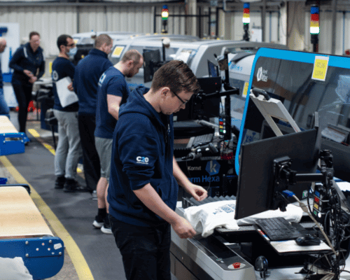 Clothes2order expert DTG print team